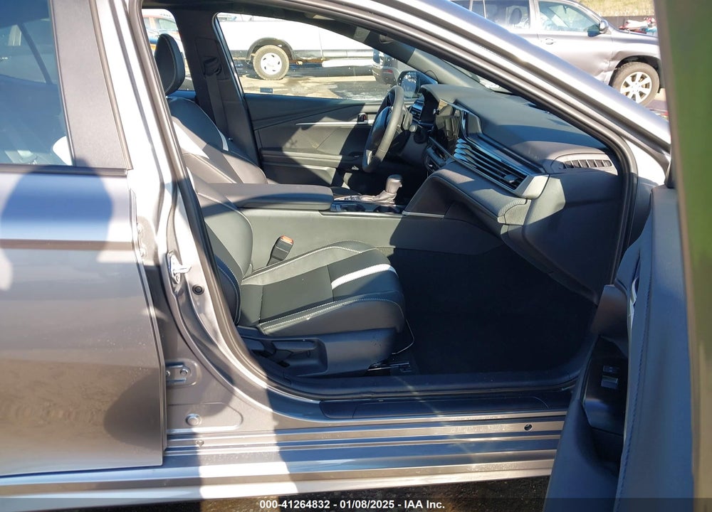 2025 TOYOTA CAMRY SE VIN: 4T1DAACK1SU563776