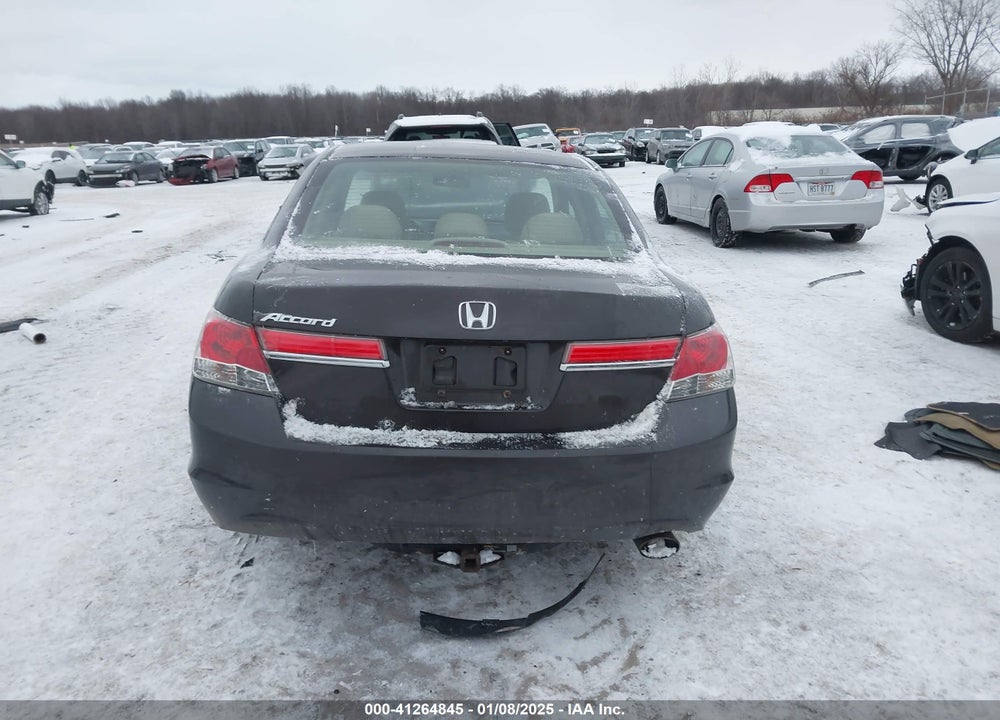 2011 HONDA ACCORD VIN: 1HGCP2F42BA140192