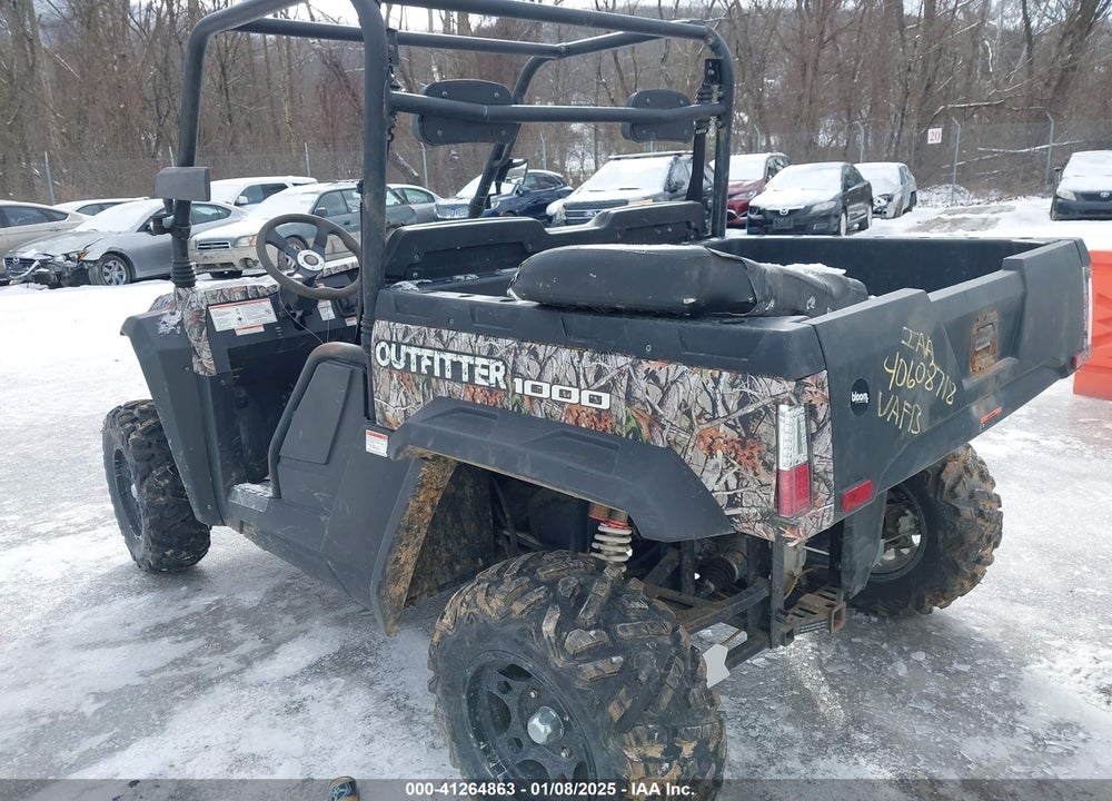 2015 COLEMAN OUTFITTER VIN: LWGMHWZ70FA000273