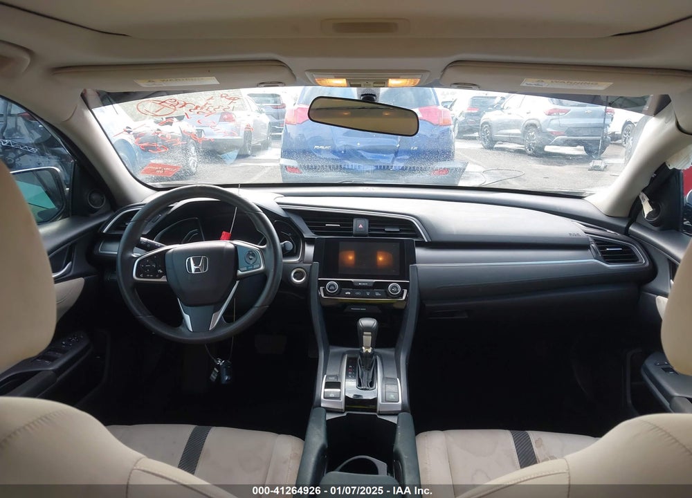 2018 HONDA CIVIC VIN: 19XFC2F7XJE007676