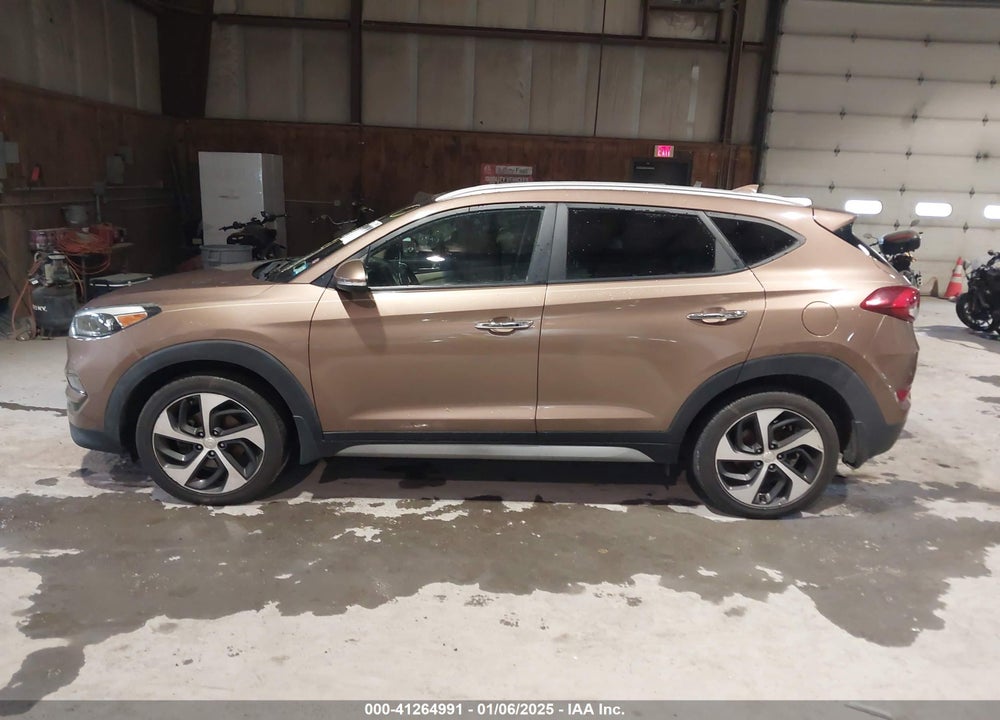 2016 HYUNDAI TUCSON LIMITED VIN: KM8J3CA2XGU182723