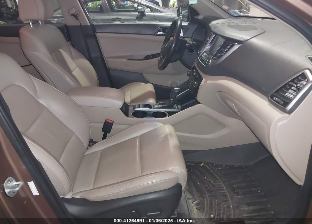 2016 HYUNDAI TUCSON LIMITED VIN: KM8J3CA2XGU182723