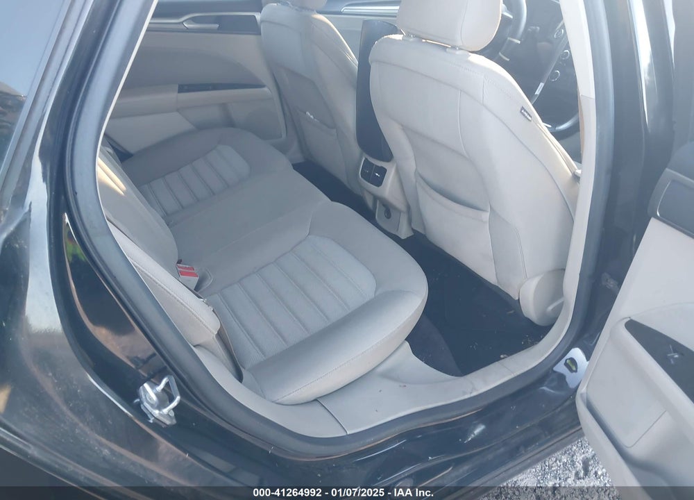 2017 FORD FUSION VIN: 3FA6P0H73HR193141