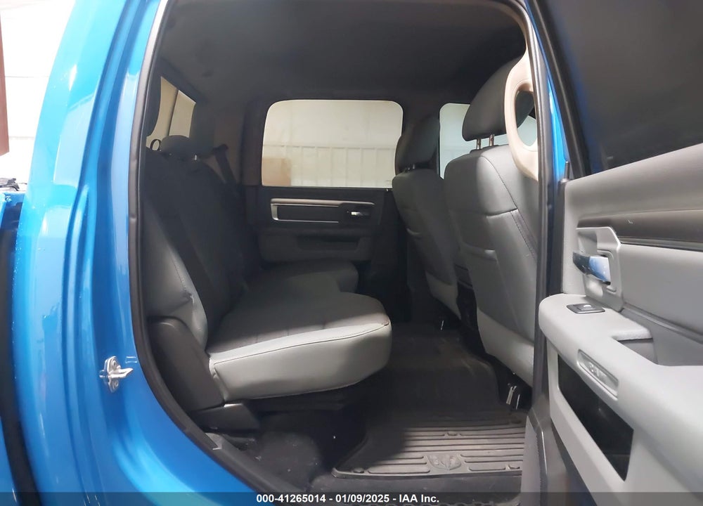 2018 RAM 1500 VIN: 1C6RR7LTXJS175722