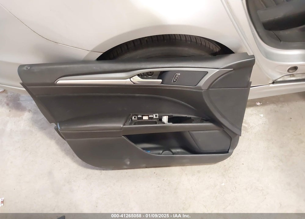 2013 FORD FUSION VIN: 3FA6P0H79DR348074