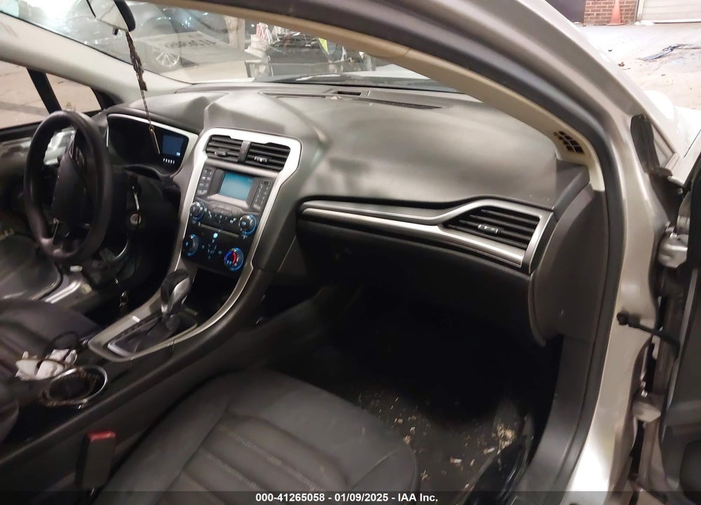 2013 FORD FUSION VIN: 3FA6P0H79DR348074