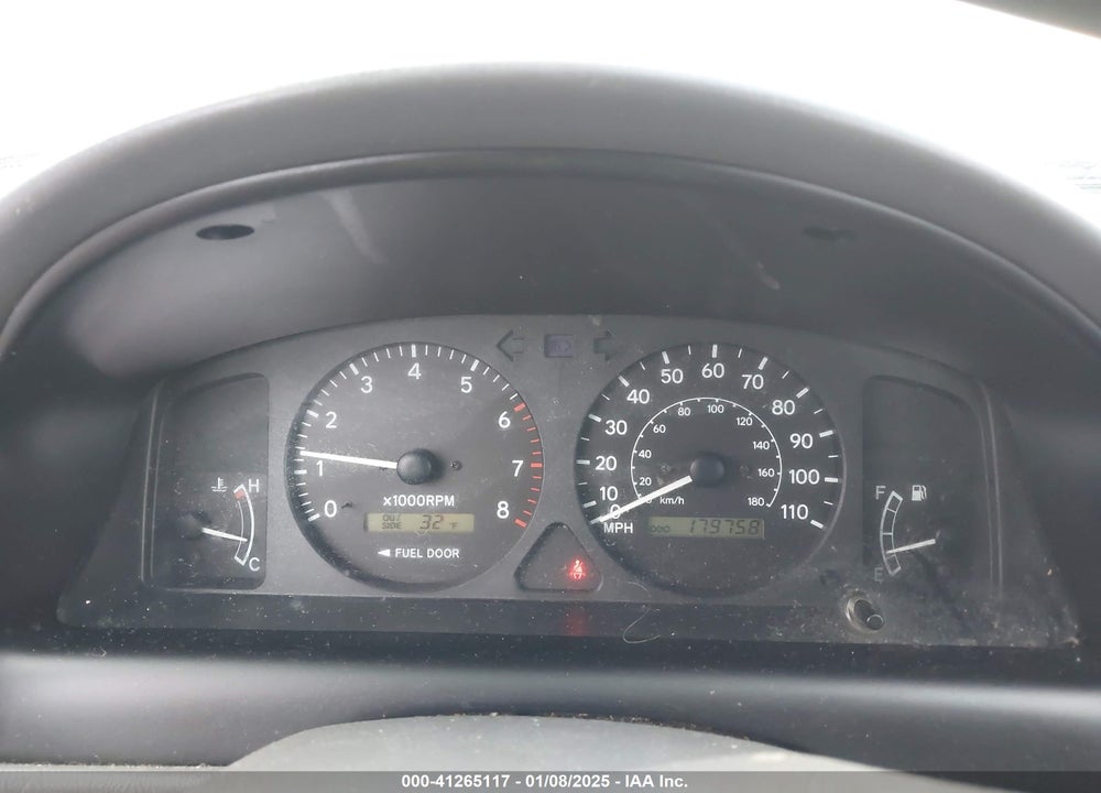 1999 TOYOTA COROLLA LE VIN: 2T1BR12E7XC150569