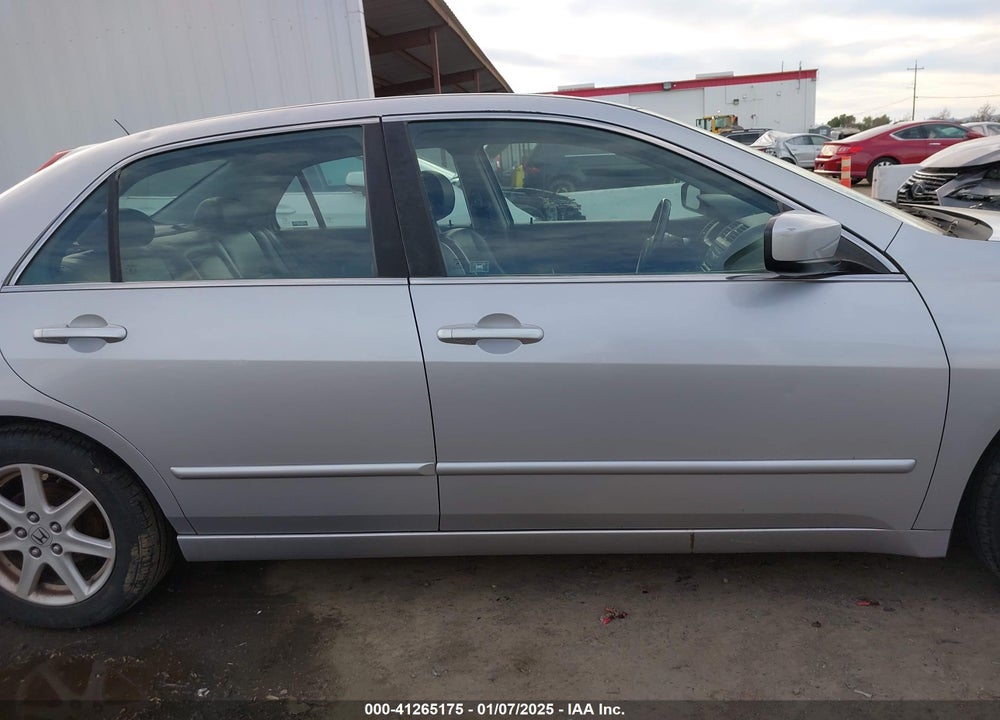 2003 HONDA ACCORD 3.0 EX VIN: 1HGCM66553A098112