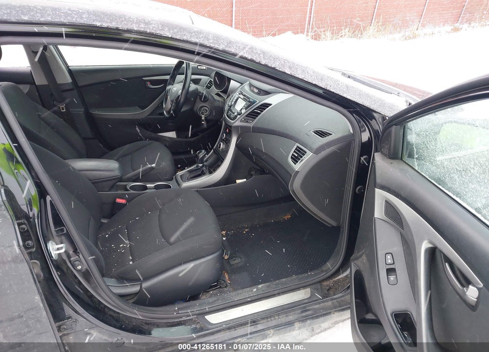 2015 HYUNDAI ELANTRA VIN: KMHDH4AE2FU286099