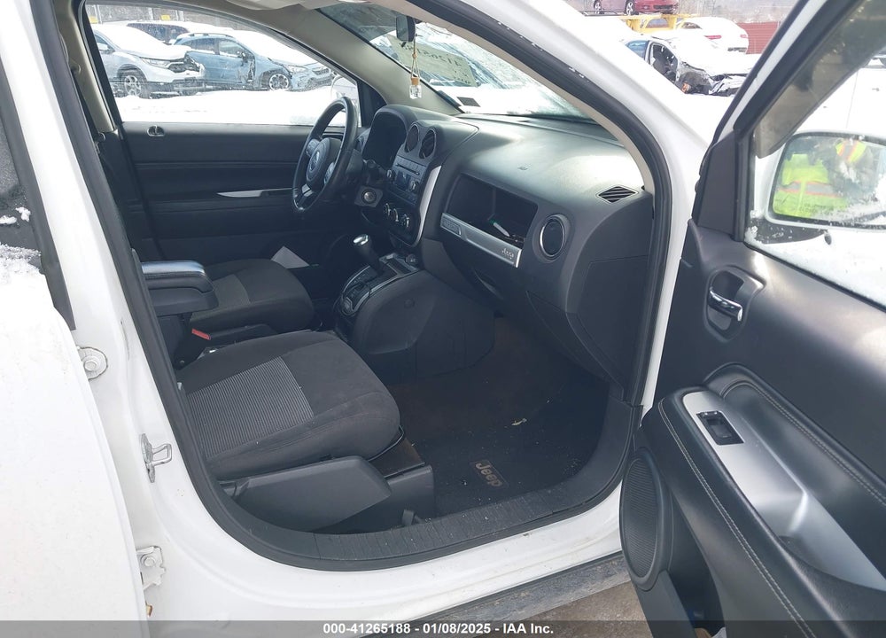 2014 JEEP COMPASS LATITUDE VIN: 1C4NJDEB3ED673904