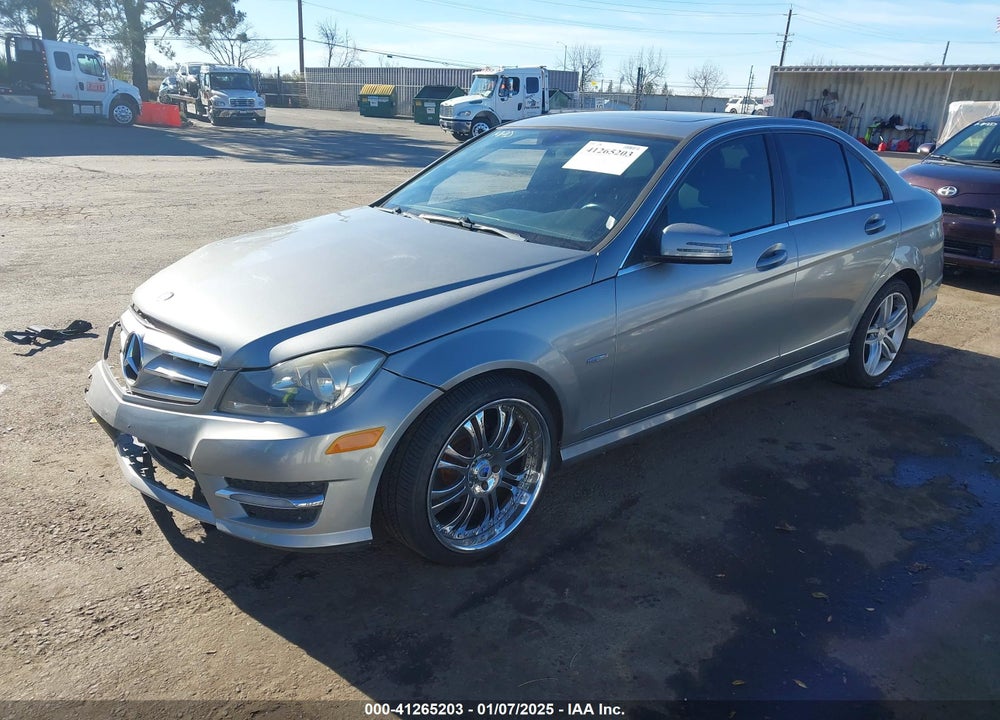 2012 MERCEDES-BENZ C 250 LUXURY/SPORT VIN: WDDGF4HB3CR206901