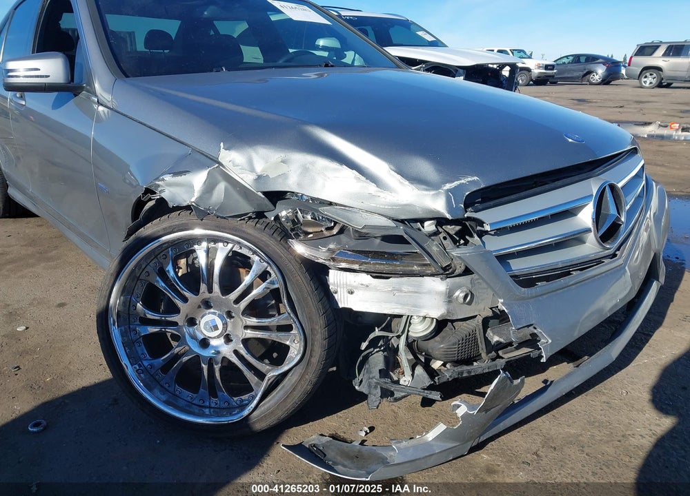 2012 MERCEDES-BENZ C 250 LUXURY/SPORT VIN: WDDGF4HB3CR206901