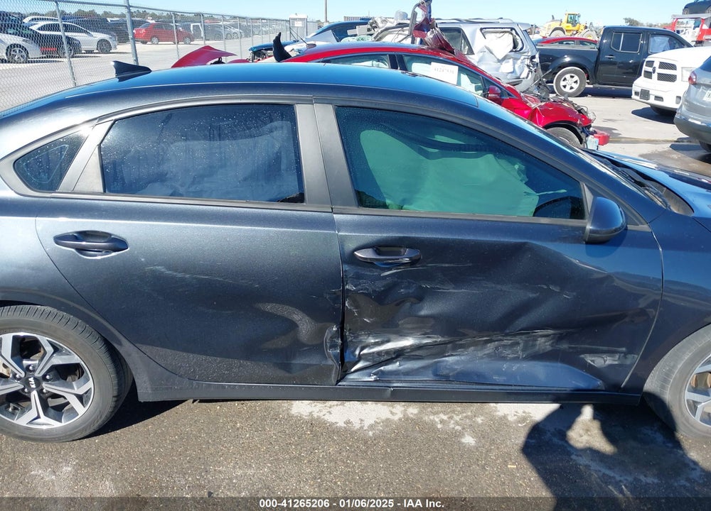 2021 KIA FORTE LXS VIN: 3KPF24AD1ME315352