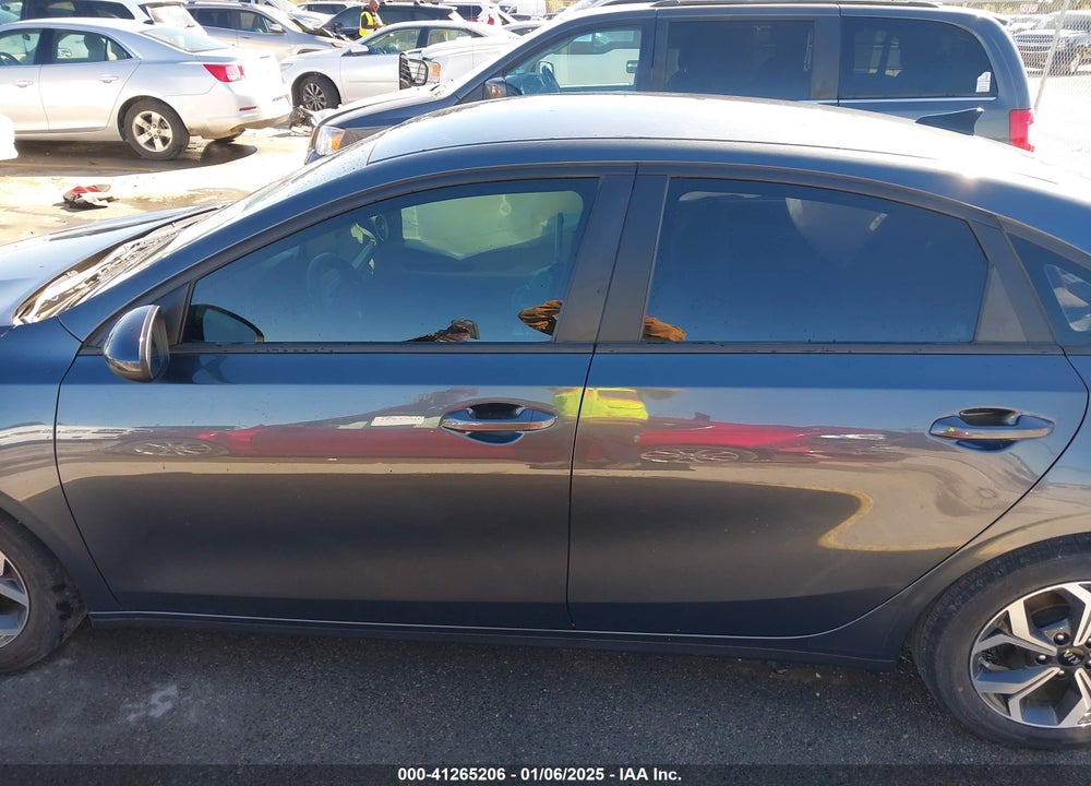 2021 KIA FORTE LXS VIN: 3KPF24AD1ME315352