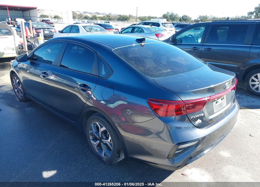 2021 KIA FORTE LXS VIN: 3KPF24AD1ME315352