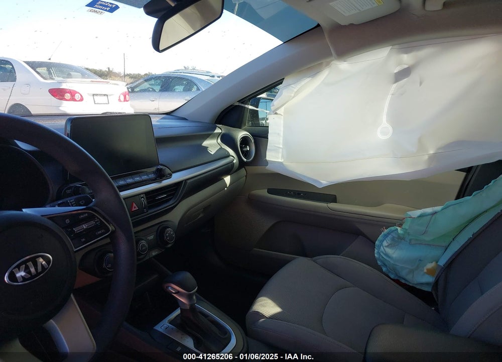 2021 KIA FORTE LXS VIN: 3KPF24AD1ME315352