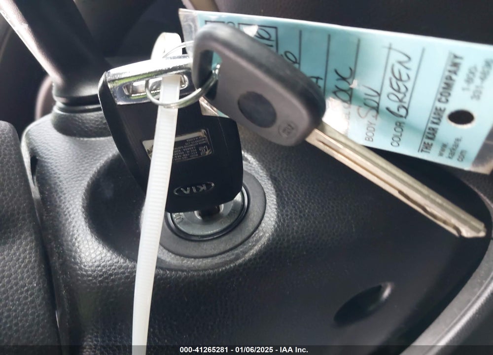 2016 KIA SOUL VIN: KNDJN2A27G7858696