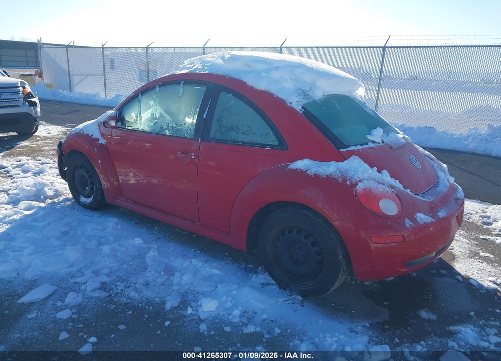 2010 VOLKSWAGEN NEW BEETLE 2.5L FINAL EDITION VIN: 3VWPW3AG3AM006204