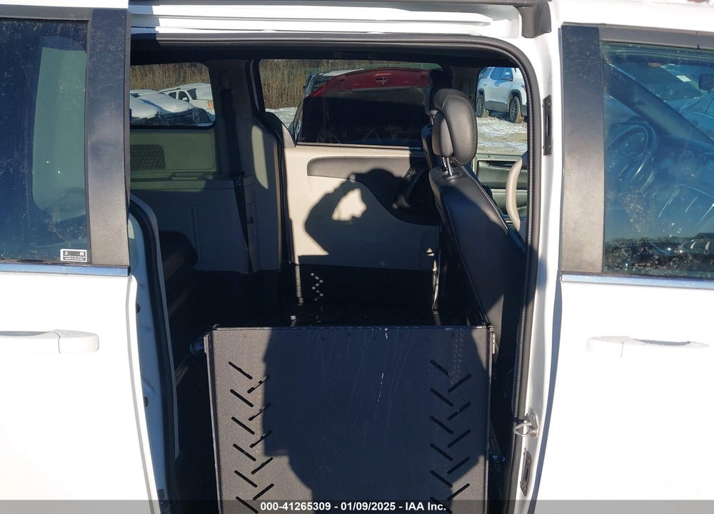 2019 DODGE GRAND CARAVAN SXT VIN: 2C4RDGCG6KR601600
