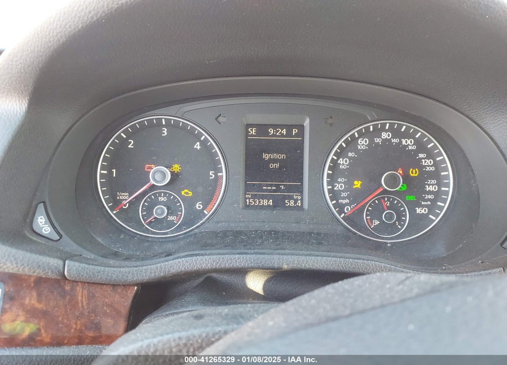2013 VOLKSWAGEN PASSAT VIN: 1VWCN7A39DC064586
