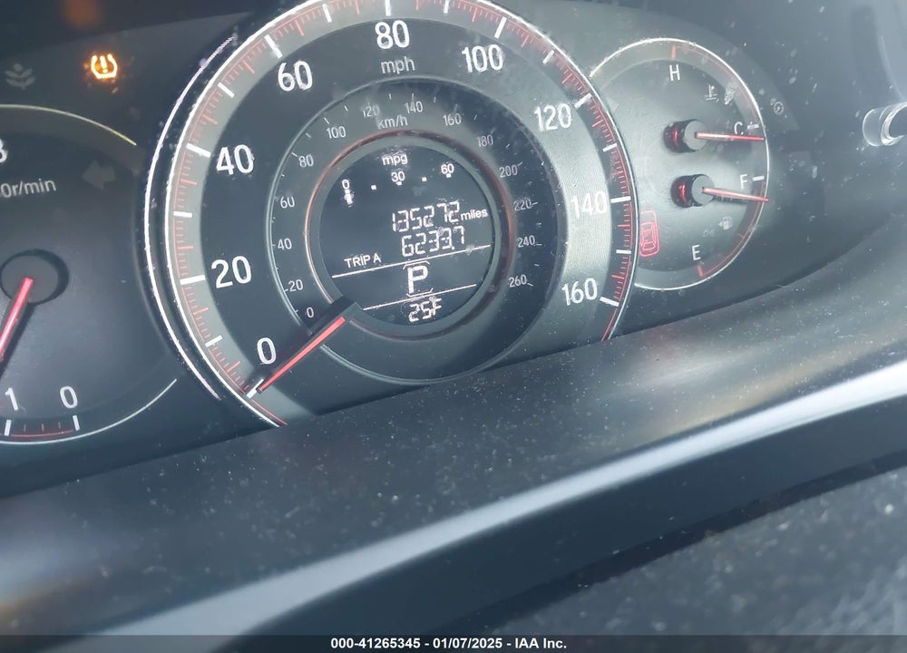 2016 HONDA ACCORD VIN: 1HGCR2F50GA096641