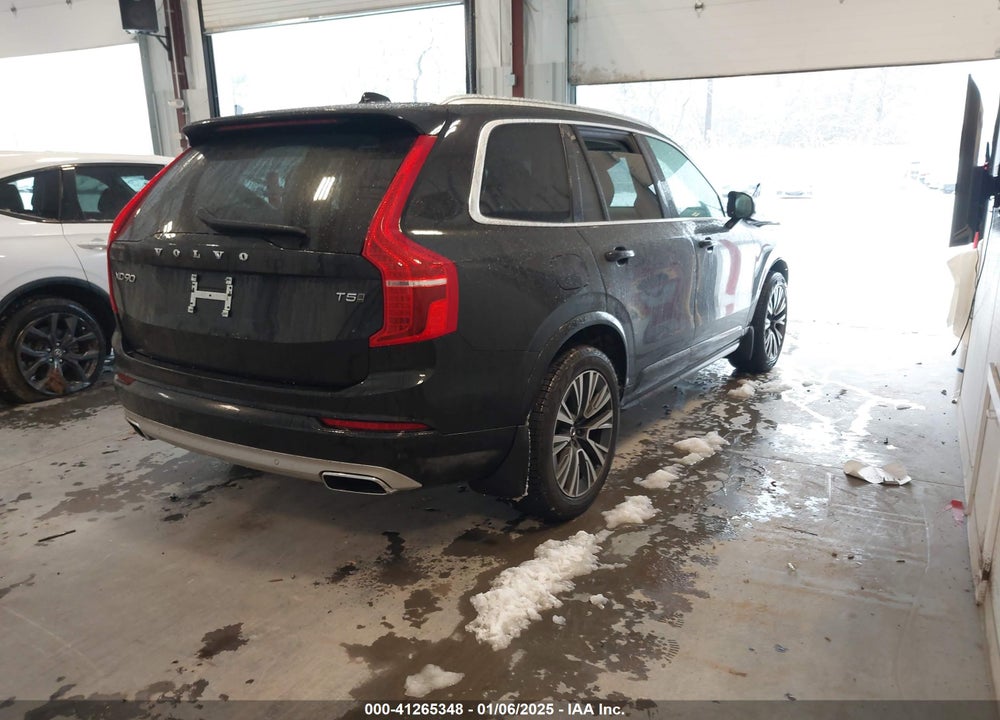 2020 VOLVO XC90 T5 MOMENTUM 7 PASSENGER VIN: YV4102PK7L1604082