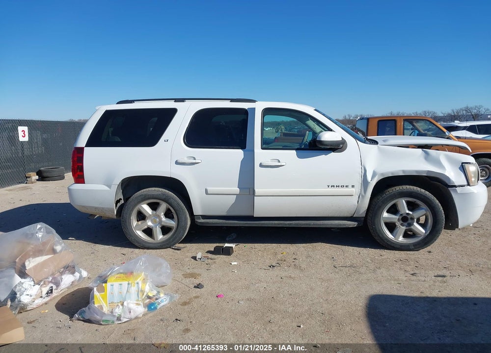 2008 CHEVROLET TAHOE LT VIN: 1GNFC130X8R237628