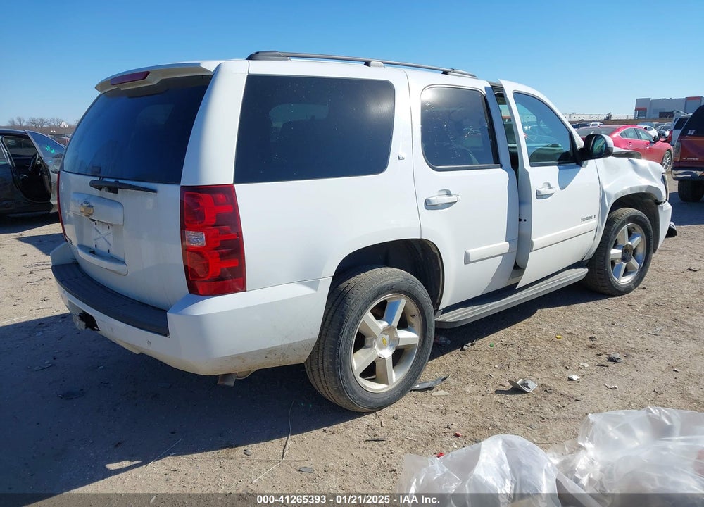 2008 CHEVROLET TAHOE LT VIN: 1GNFC130X8R237628