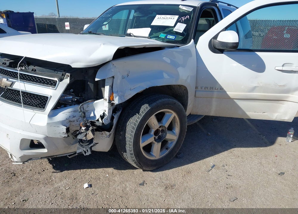 2008 CHEVROLET TAHOE LT VIN: 1GNFC130X8R237628