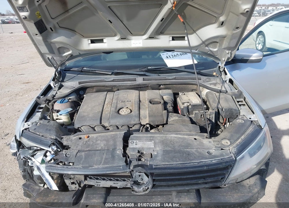 2011 VOLKSWAGEN JETTA VIN: 3VWDX7AJ8BM339082