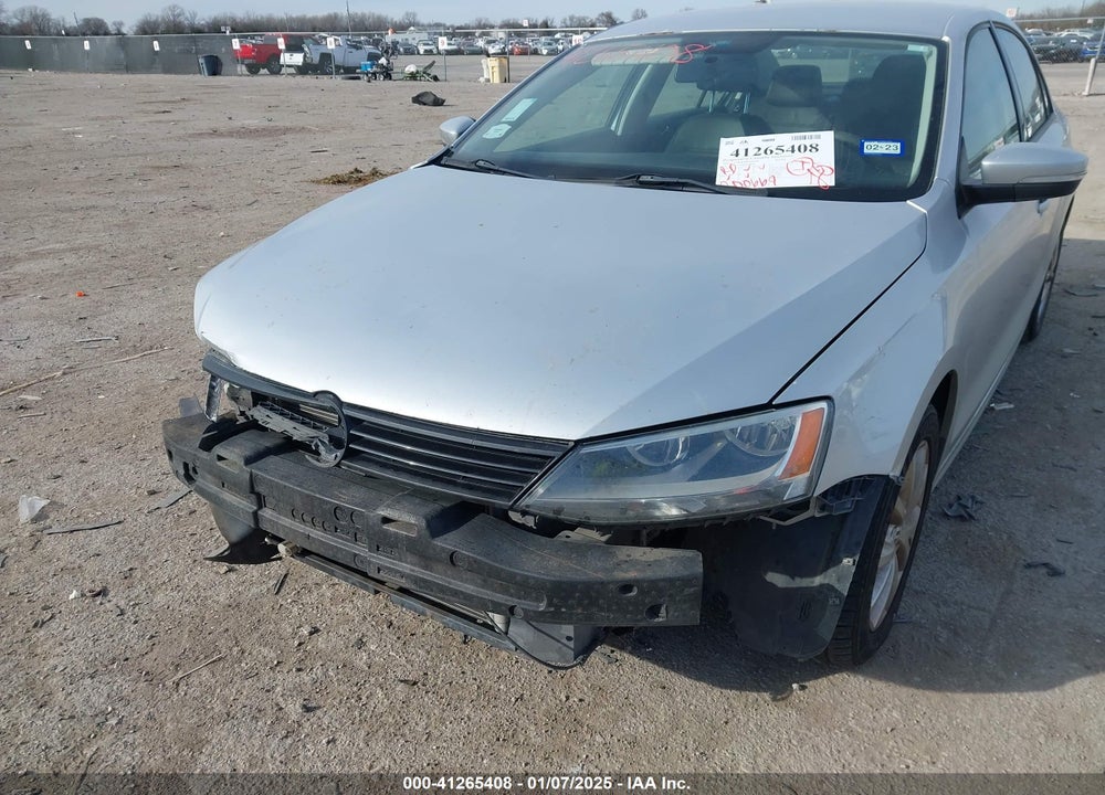 2011 VOLKSWAGEN JETTA VIN: 3VWDX7AJ8BM339082