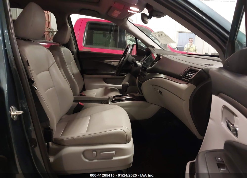 2019 HONDA PILOT EX-L VIN: 5FNYF6H5XKB094879