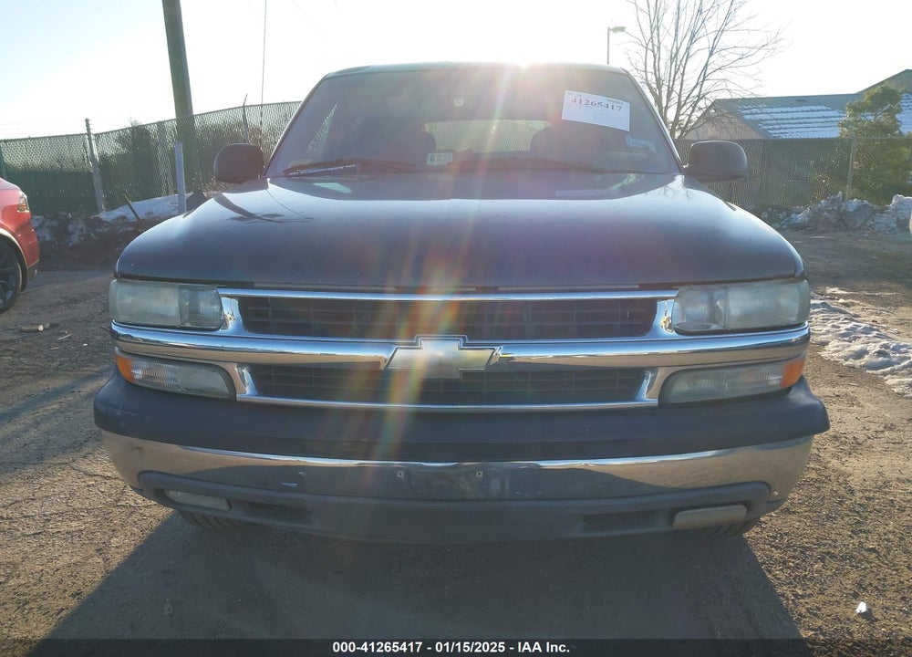 2004 CHEVROLET TAHOE LS VIN: 1GNEC13V74J124624
