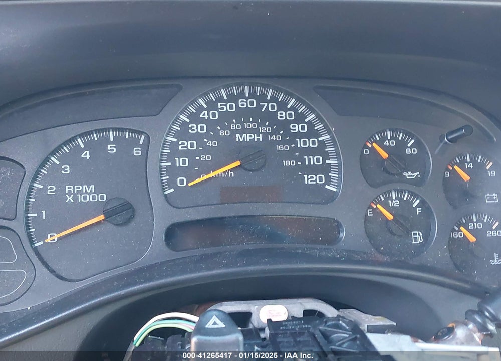 2004 CHEVROLET TAHOE LS VIN: 1GNEC13V74J124624
