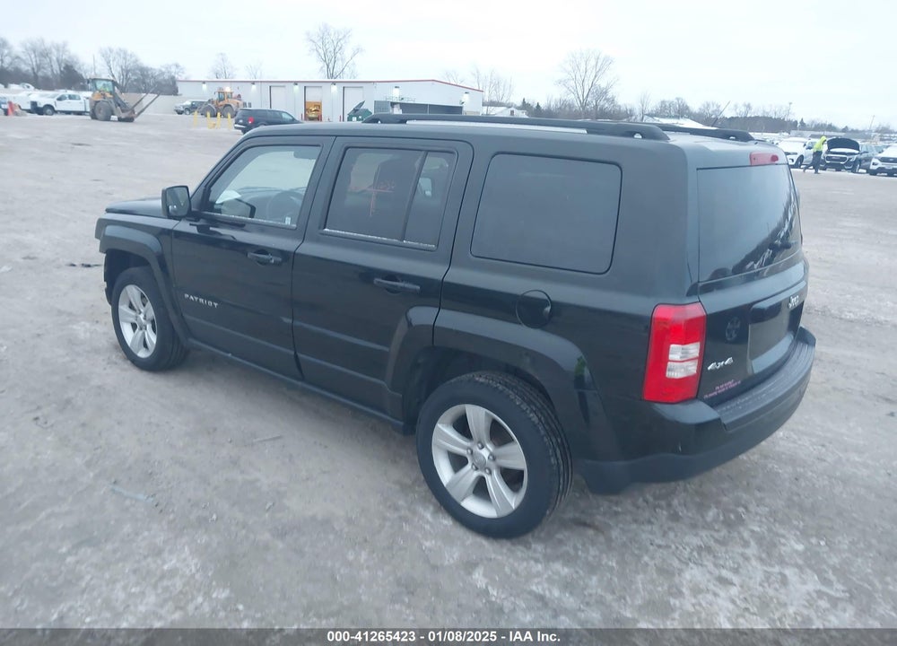 2013 JEEP PATRIOT LATITUDE VIN: 1C4NJRFB3DD174188