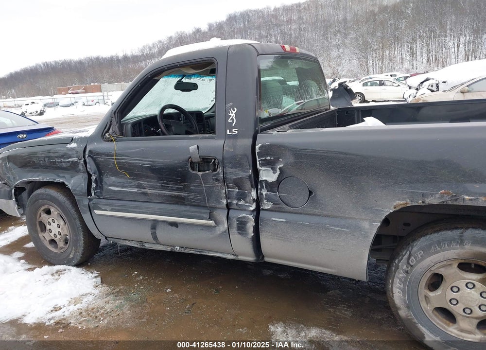 2004 CHEVROLET SILVERADO 1500 LS VIN: 1GCEC14V34Z286551