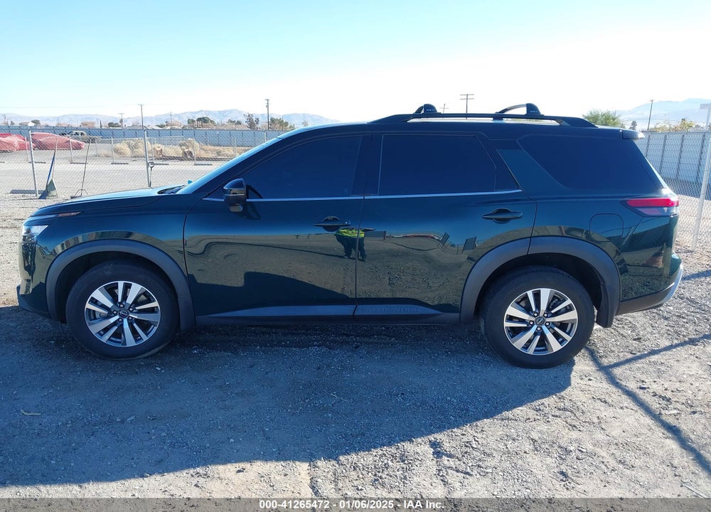 2023 NISSAN PATHFINDER SL FWD VIN: 5N1DR3CA6PC230045