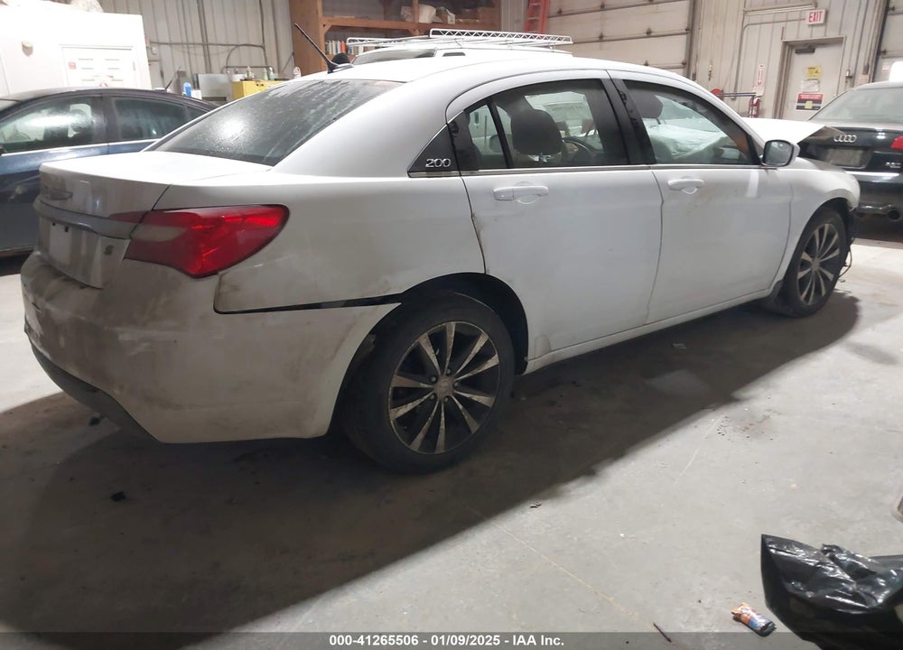 2012 CHRYSLER 200 VIN: 1C3CCBHG1CN162040