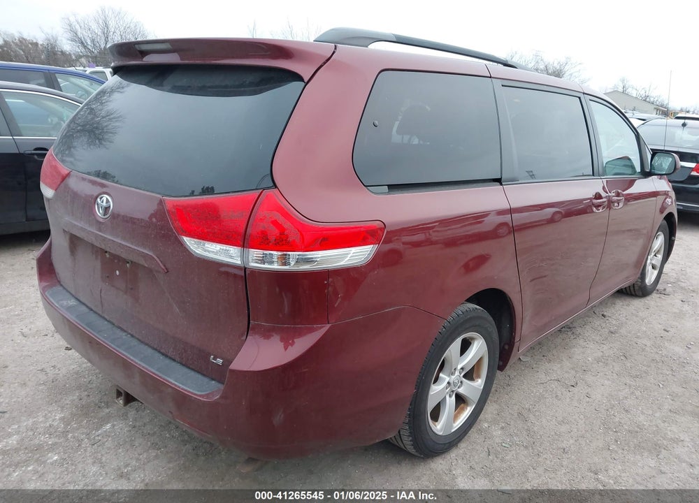 2013 TOYOTA SIENNA LE V6 8 PASSENGER VIN: 5TDKK3DC7DS351273
