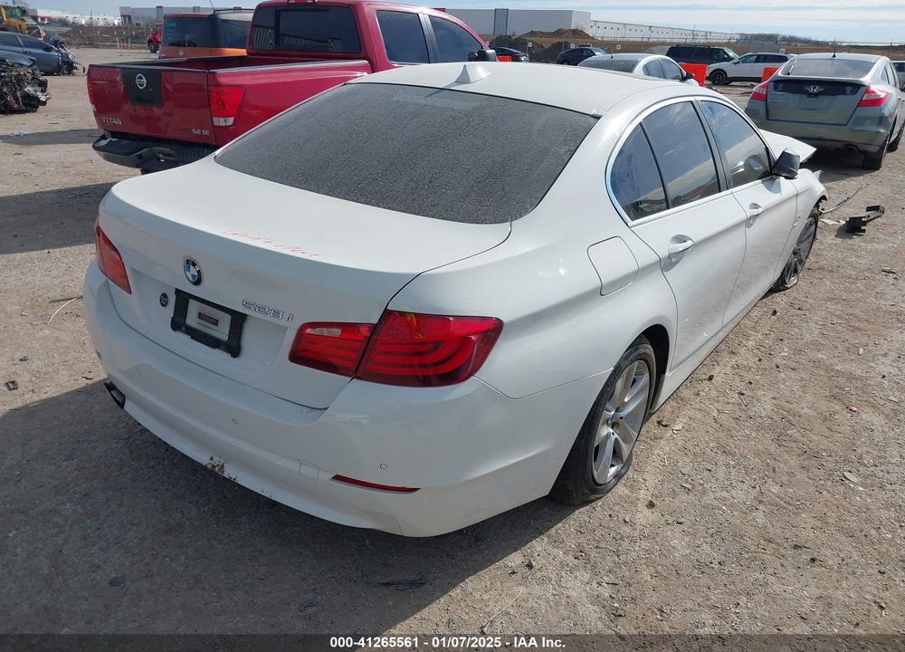 2012 BMW 528 VIN: WBAXH5C51CDW11189