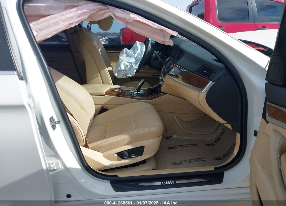2012 BMW 528 VIN: WBAXH5C51CDW11189