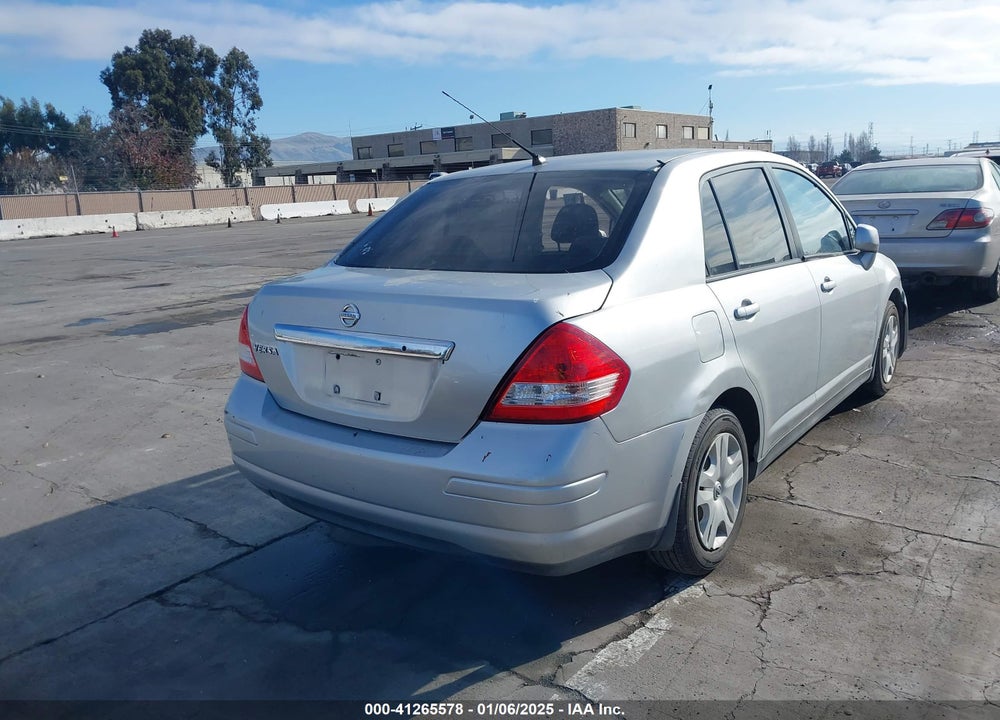 2011 NISSAN VERSA 1.8S VIN: 3N1BC1APXBL403574
