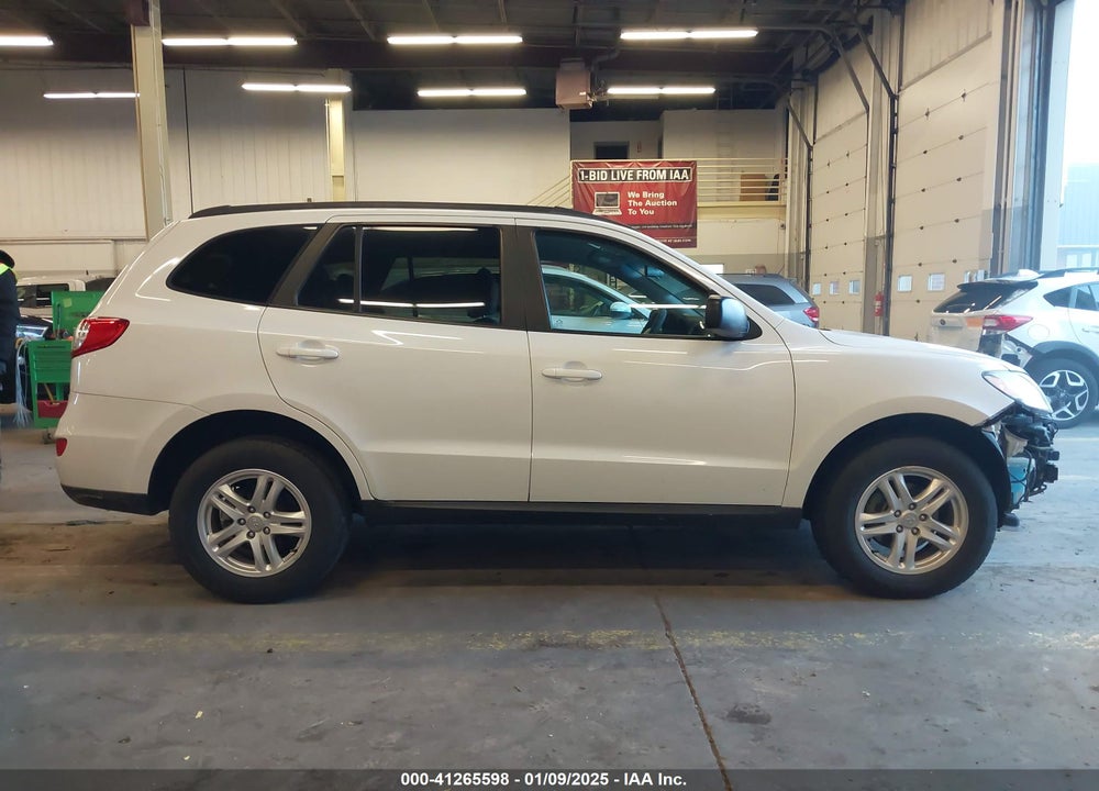 2012 HYUNDAI SANTA FE GLS VIN: 5XYZGDABXCG165045