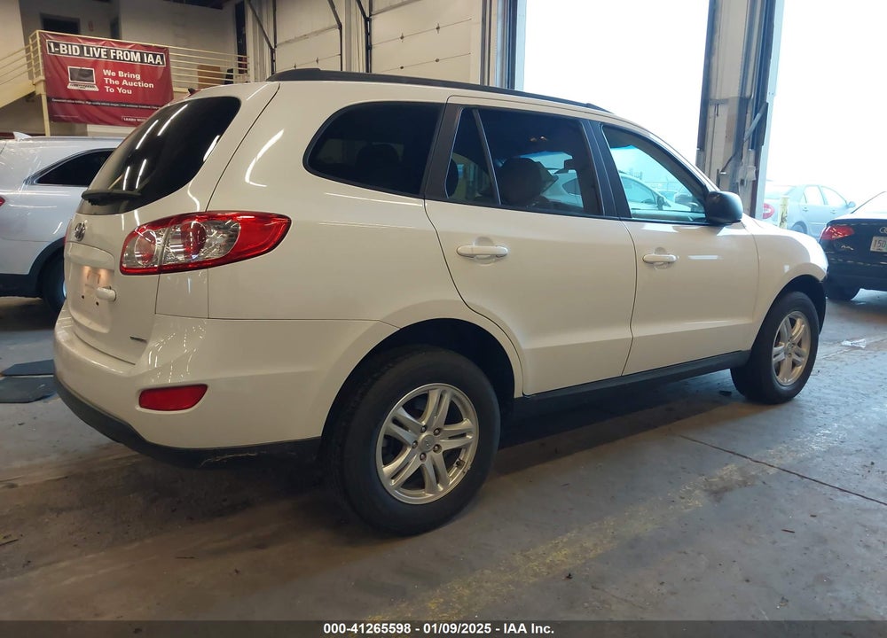 2012 HYUNDAI SANTA FE GLS VIN: 5XYZGDABXCG165045