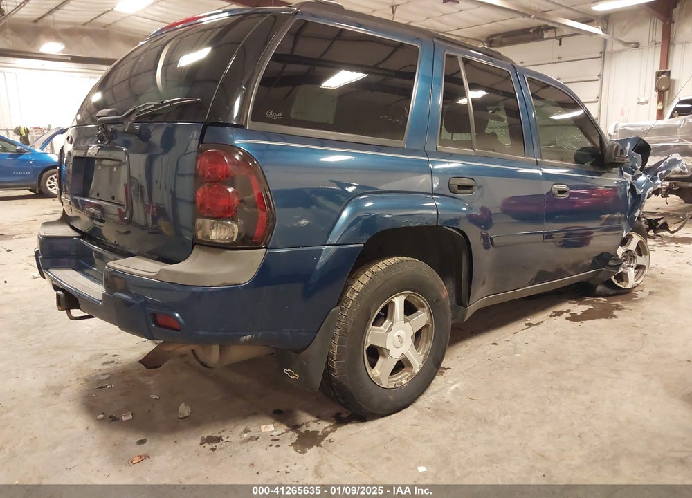 2006 CHEVROLET TRAILBLAZER LS VIN: 1GNDT13S362302575