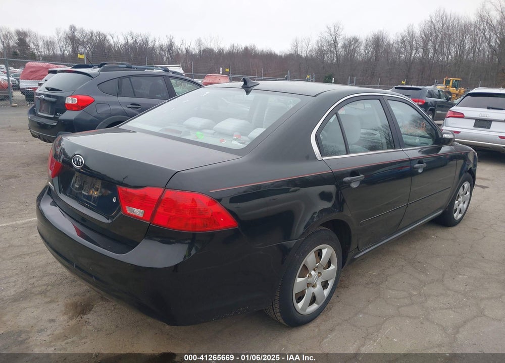 2010 KIA OPTIMA LX VIN: KNAGG4A85A5381805