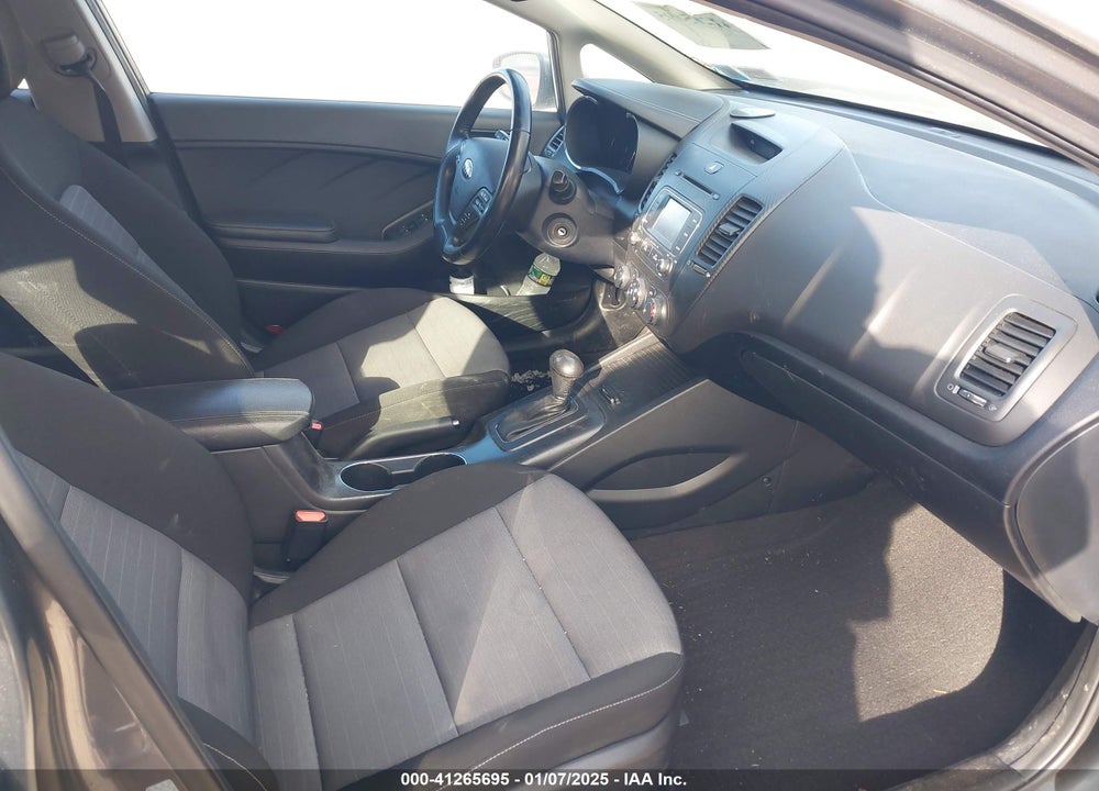 2016 KIA FORTE VIN: KNAFX5A83G5628958