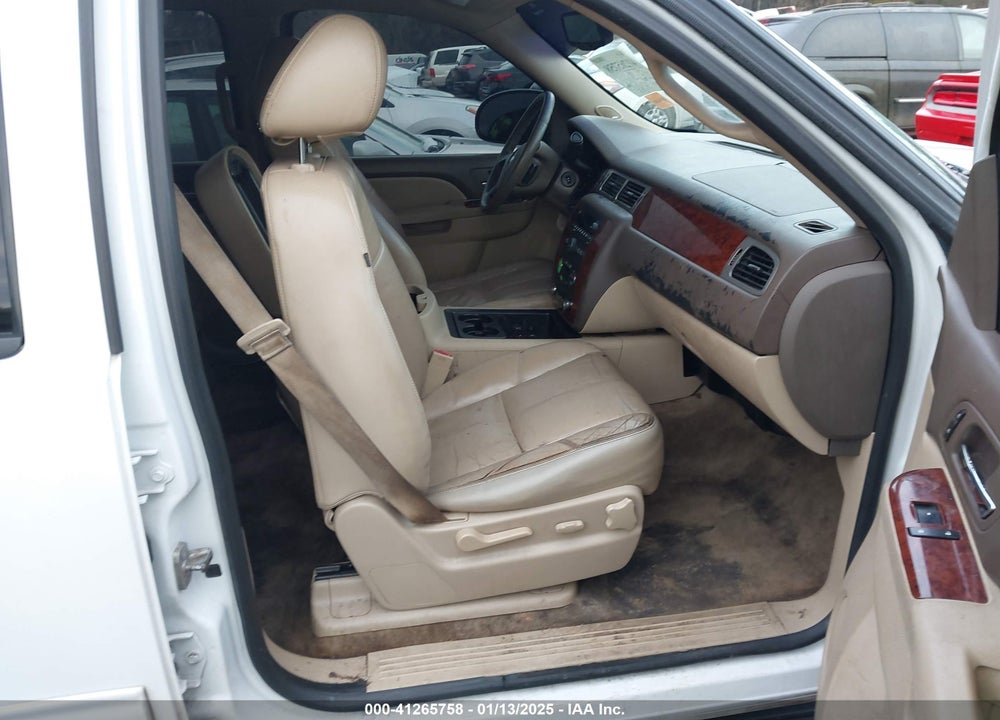 2014 CHEVROLET TAHOE VIN: 1GNSCBE07ER146457
