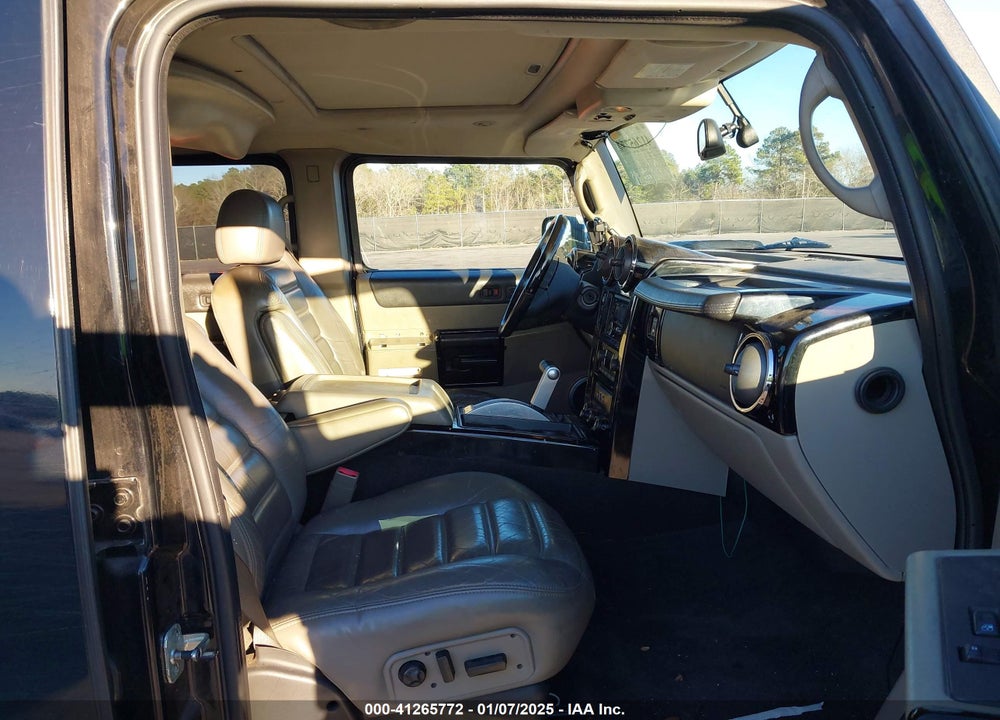 2003 HUMMER H2 VIN: 5GRGN23U03H148261