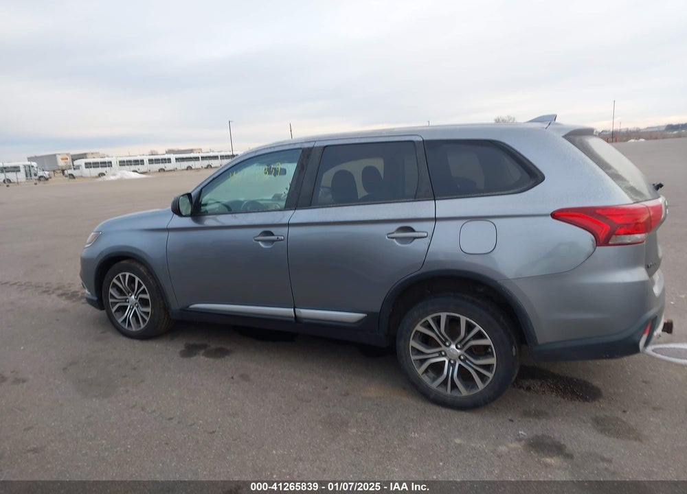 2017 MITSUBISHI OUTLANDER ES VIN: JA4AZ2A39HZ035071